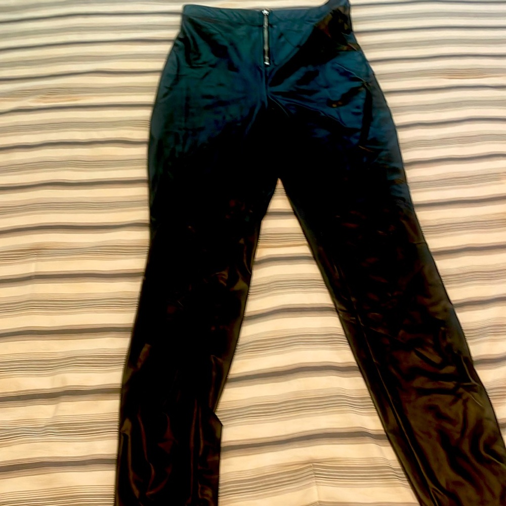 Wild Fable zip up pleather leggings, black,  size small